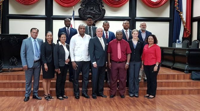 https://unitednews.sr/wp-content/uploads/2018/01/COSTARICA-DELEGATIE-670x374.jpg